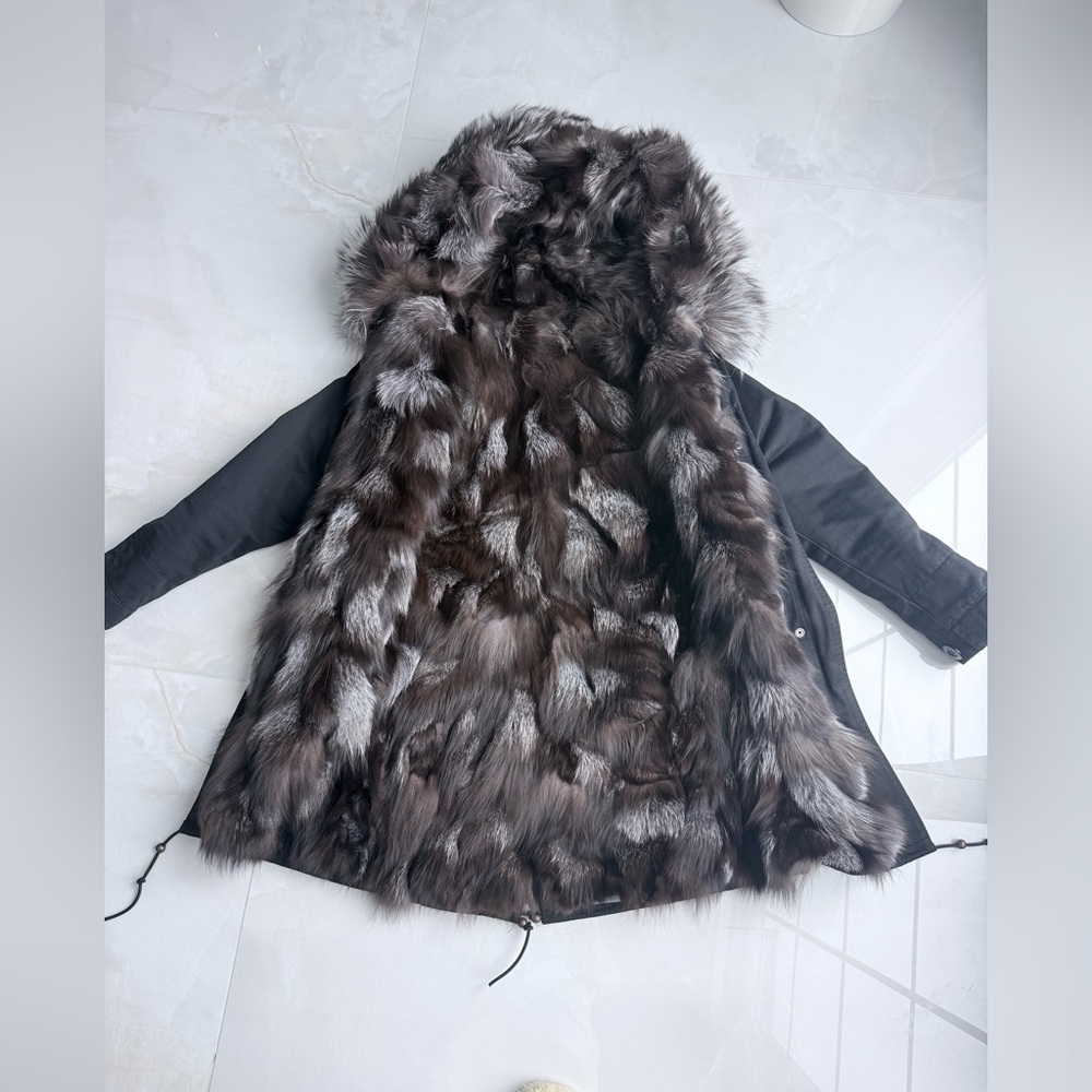 $2400 Black hooded 100% silver fox lined jacket coat S/M